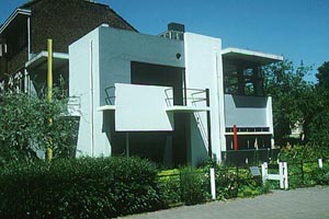 rietveld_schroeder.jpg (23100 bytes)