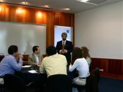 Dean Jaime Alonzo Gomez welcomes Rice MBA students