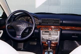 audi_11_dash_overview.jpg