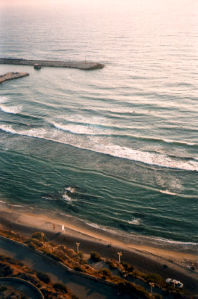 waves at Tel Aviv beach