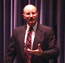Bob Kapp Speaking at Baker Institute (2)